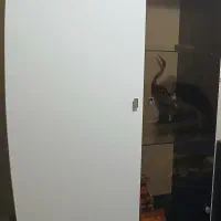 کمد ویترین در حد نو