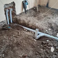 تاسیسات ساختمان،لوله کشی گاز، آب و فاضلاب،شوفاژ|خدمات پیشه و مهارت|رشت, دباغیان|دیوار