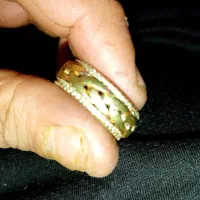 حلقه برنجی قدیمی.