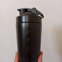 شیکر ورزشی
