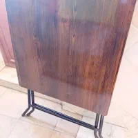 میز تاشو|صندلی و نیمکت|قم, چهل درخت‎|دیوار
