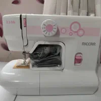 چرخ خیاطی و میز