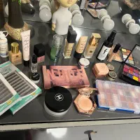 فروش متریال تخصصی میکاپ از برند های معتبر