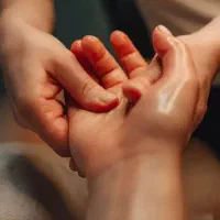 خدمات ماساژ