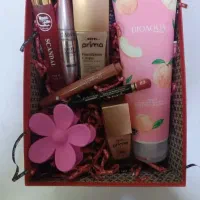 پک هدیه روز معلم مردانه وزنانه(اکسسوری،آرایشی)