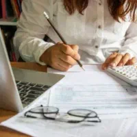 دفتر دار و حسابدار