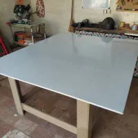 میز کار ابعاد 180 در 160 سانت