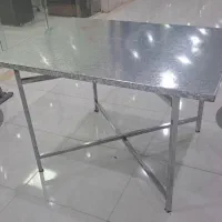 میز گالوانیزه