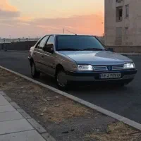 پژو ۴۰۵ مدل ۸۶ داخل کرم