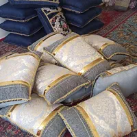 بالشت بزرگ|رختخواب، بالش، پتو|گنبد کاووس, |دیوار
