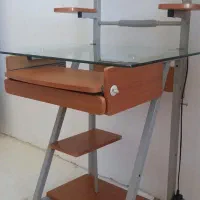 میز کامپیوتر