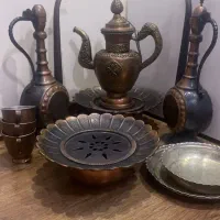 آفتابه لگن وقوری مسی|کلکسیون اشیاء عتیقه|مشکیندشت, |دیوار