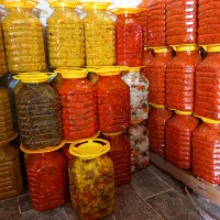 ترشی مخلوط. سیر.فلفل.لیته چرخ کرده.کلم شور