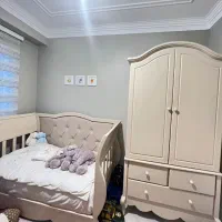 تخت و کمد کودک