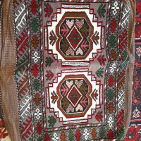 یک جفت فرش پشتی