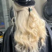 آموزش آرایشگری اقساط با استخدام ومدرک فنی حرفه ای|خدمات آرایشگری و زیبایی|بندرعباس, |دیوار