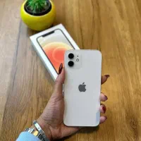 ایفون ۱۲ نرمال رنگ سفید تمیز بدون ایراد zaa