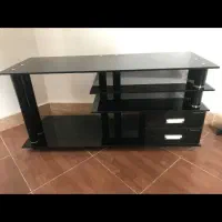 میز تلوزیون شیشه ای