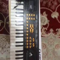 سلام وقت بخیر پیانو هست