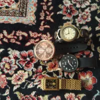 ۴عددساعت سالم بدون باتری