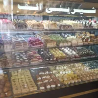 استخدام چند نفر برای کار در کارگاه قنادی