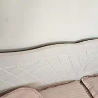 تخت دونفره همراه با تشک دونفره کاملا سالم|تخت و سرویس خواب|صومعهسرا, |دیوار