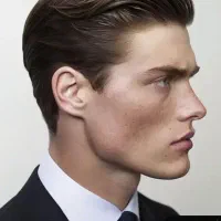 پیرایش در منزل یا در محل کار