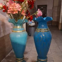 گلدان و گل