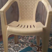 صندلی پلاستیکی دسته دار