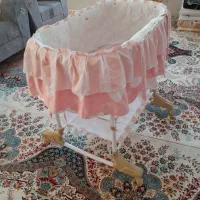 گهواره بچه نو سالم تمیز|اسباب و اثاث بچه|یاسوج, |دیوار