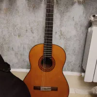 گیتار یاماها c70 اصل  با کاور اصل و سیم فابریک