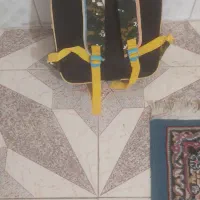 کیف مدرسه نو|کیف، کفش، کمربند|اصفهان, سودان|دیوار
