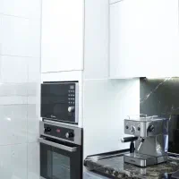 کابینت هایگلاس براق با صفحه مشکی جذاب|مصالح و تجهیزات ساختمان|گرگان, |دیوار