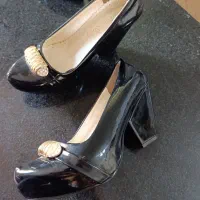 کفش نو بدون استفاده  یک جفت 37 و 36 کاملا نو