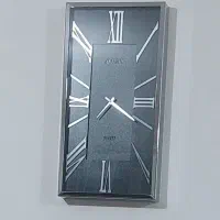 ساعت دور فلز