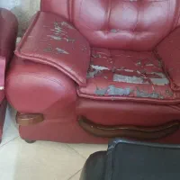 مبل چرم ترک فقط نشیمنش نیاز ب تعمیر داره|مبلمان خانگی و میز عسلی|تهران, شهرک بعثت|دیوار
