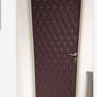 لمسه کوبی و صدا گیری (آکوستیک) درب چوبی و دیوار ،|خدمات پیشه و مهارت|همدان, |دیوار