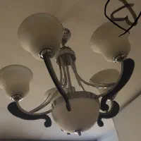 پنج عدد لوستر زیبا و آنتیک خیلی کمتر از قیمت واقعی|لامپ و چراغ|قم, سالاریه|دیوار