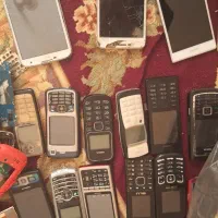 گوشی و ضایعات گوشی
