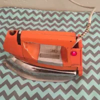 اتو قدیمی|اتو و لوازم اتو|شاهینشهر, شهرک گلدیس|دیوار