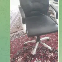 صندلی کاملا نو