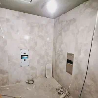 استخدام کاشی‌کاری