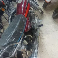 موتور سیکلت 200