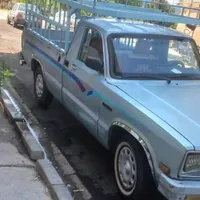 مزدا وانت