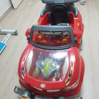 ماشین شارژی دوموتوره در حد نو تمیز و شیک|اسباببازی بچه|تبریز, |دیوار