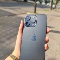 بسیار تمیز در حد نو 15promax 256 مشکی