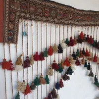 پرده آویز سنتی دست بافت|گلیم، جاجیم، گبه|گلبهار, شهر جدید گلبهار|دیوار