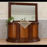 ایینه و کنسول و میزجلومبلی و شمعدون و فرش