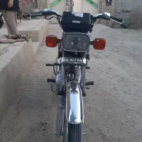 موتو ۱۲۵ کویر|موتورسیکلت|آبپخش, |دیوار