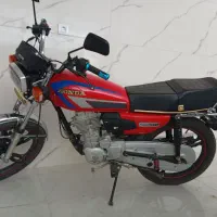 موتور سیکلت پیشرو